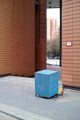 29_potsdamer_platz_wormhole_sandra_bartoli